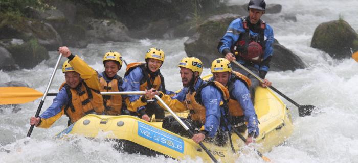 Welfare: il team di ConsulGroup fa rafting assieme