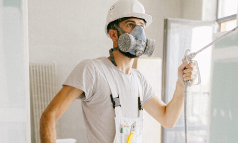 Diisocianati: entro il 24 agosto formazione obbligatoria per gli utilizzatori