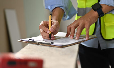 Impresa affidataria nei cantieri: quali sono gli obblighi di verifica